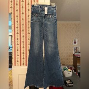 American Eagle front pocket flare jeans